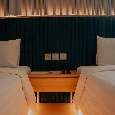 The Risman Hotel At Jakarta Airport Cbc Тангеранг Екстериор снимка